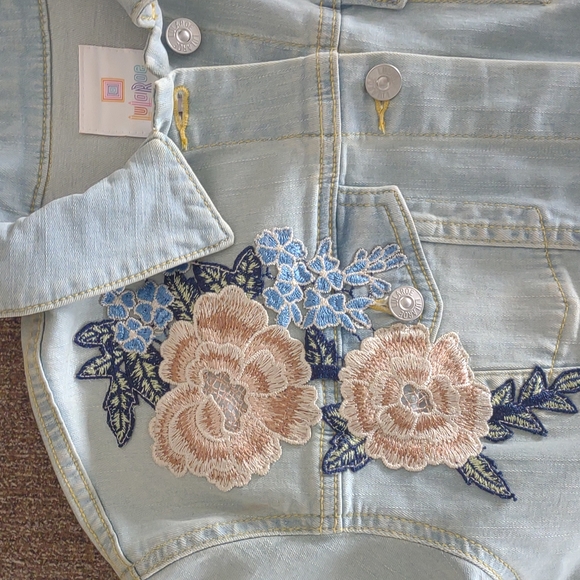 Lularoe jean jacket beautiful patchwork like new! Size Large. - Picture 5 of 8